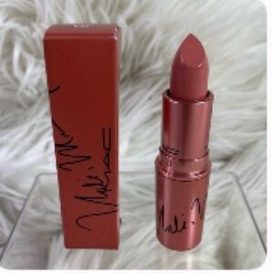 MAC Matte Lipstick - Nicki’s Nude, HTF! Discontinued. Includes box. Nicki Minaj